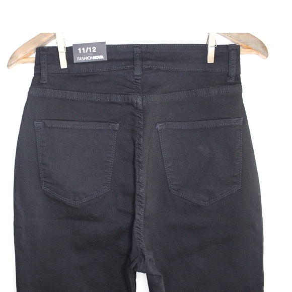 Fashion Nova NWT Coraline High Rise Black Jeans 11 - Picture 6 of 9